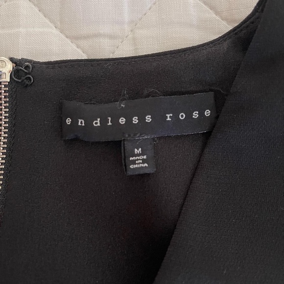 Cut Out Top - Picture 3 of 4